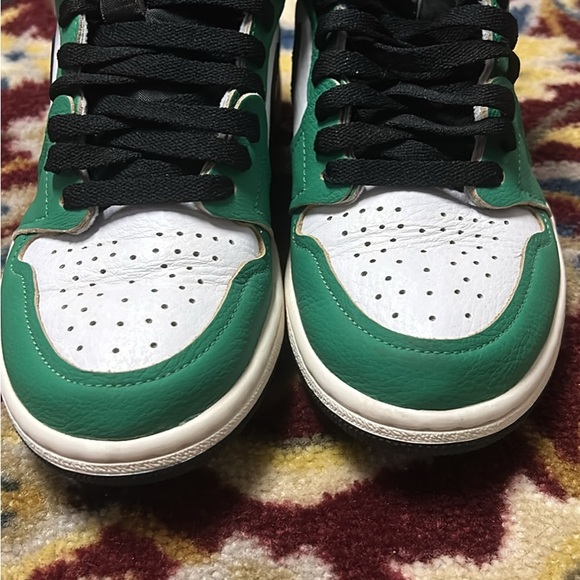 Jordan 1 Lucky Green - Picture 3 of 3